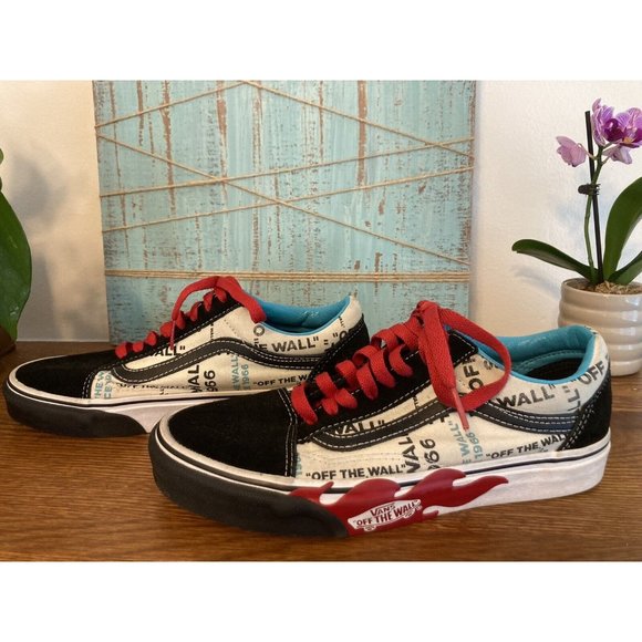 Vans Off The Wall Skateboard Shoes Size 7 M 8.5W Suede and Canvas Red Flames - Picture 1 of 10